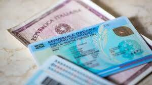Avviso per i cittadini in possesso di carta d'identità cartacea